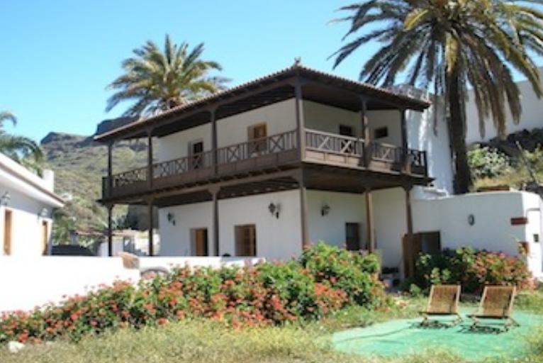 În Insulele Canare, un sat a fost scos la vânzare și costă cât un apartament 991091