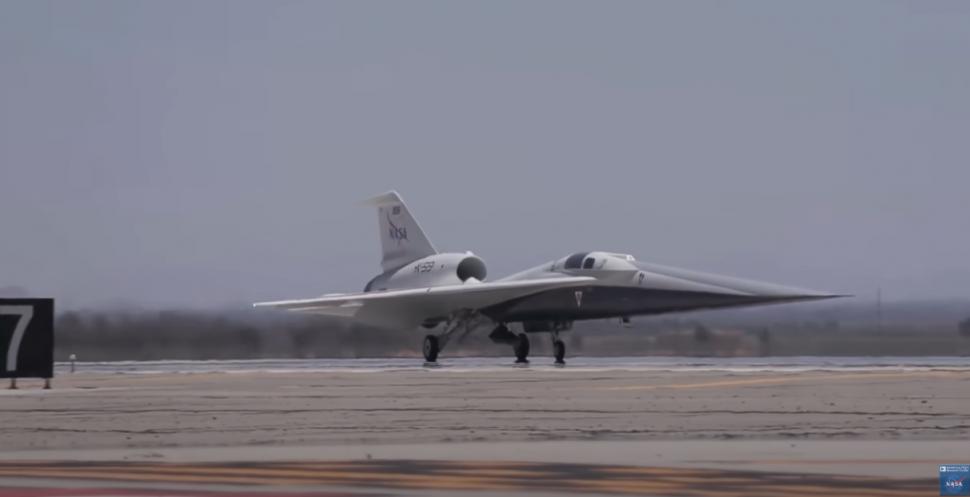 Mic dejun la New York, gustare la Londra. Cum arată avionul supersonic al NASA care urmează să atingă viteze de 1.488 km/h  991179