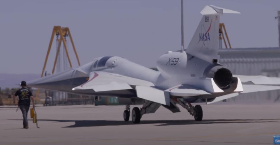 Mic dejun la New York, gustare la Londra. Cum arată avionul supersonic al NASA care urmează să atingă viteze de 1.488 km/h  991180