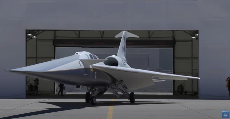 Mic dejun la New York, gustare la Londra. Cum arată avionul supersonic al NASA care urmează să atingă viteze de 1.488 km/h  991185