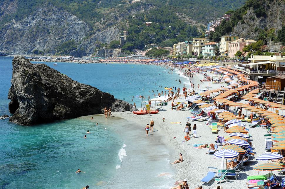 Paradisul pierdut. Destinaţii de vacanţă din Grecia, Italia, Spania şi Franţa, distruse de schimbările climatice 990563