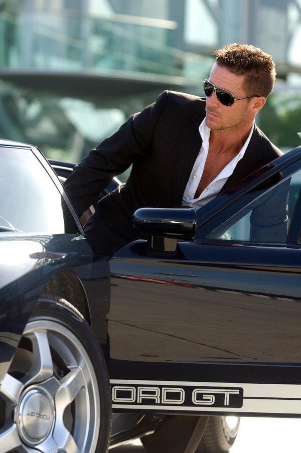 Răsturnare de situaţie în cazul morţii lui Felix Baumgartner. Ce s-ar fi întâmplat cu parapanta înainte de prăbuşire 991254