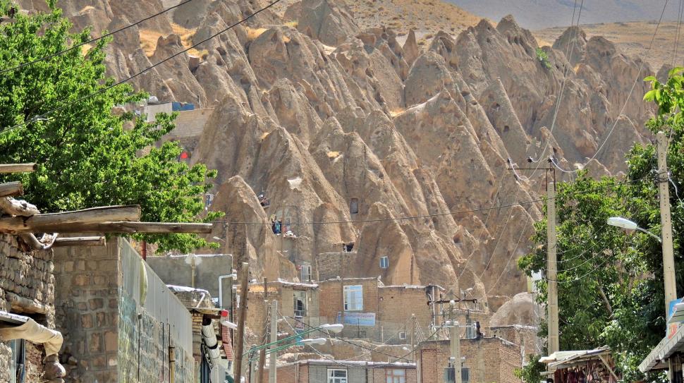 Satul trogloditic unic în lume unde casele sunt săpate în tuf vulcanic: Oamenii locuiesc în ele de 700 de ani. Cum arată Kandovan 990895