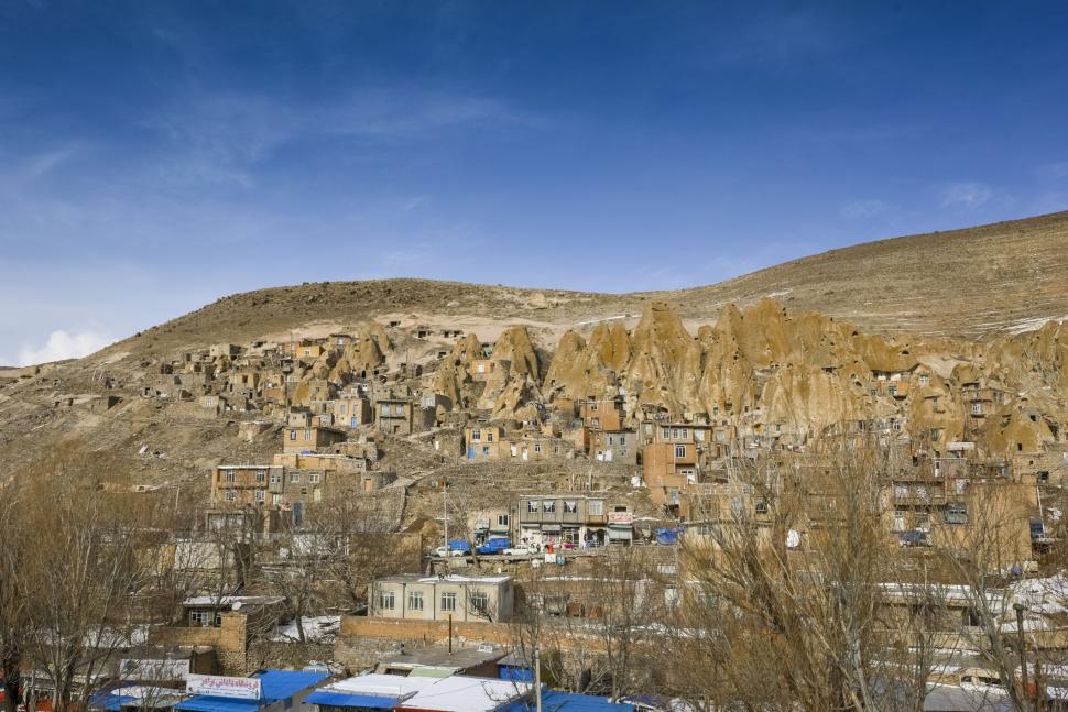 Satul trogloditic unic în lume unde casele sunt săpate în tuf vulcanic: Oamenii locuiesc în ele de 700 de ani. Cum arată Kandovan 990907