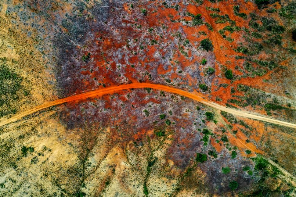 Țara cu minuni naturale incredibile pe care puțini turiști le-au văzut. Are „stalagmite” pe plajă și povești despre prințese războinice 991213