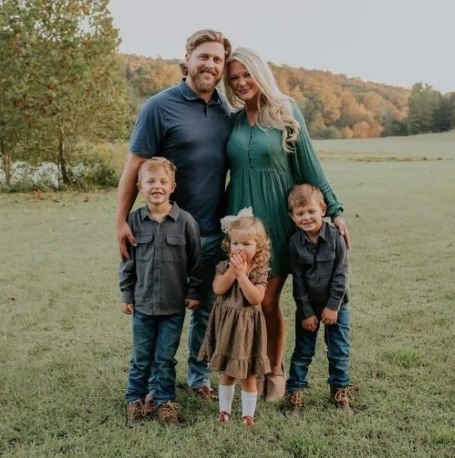 Un fost jucător de baseball a murit salvând 5 persoane de la înec în Carolina de Sud  991280