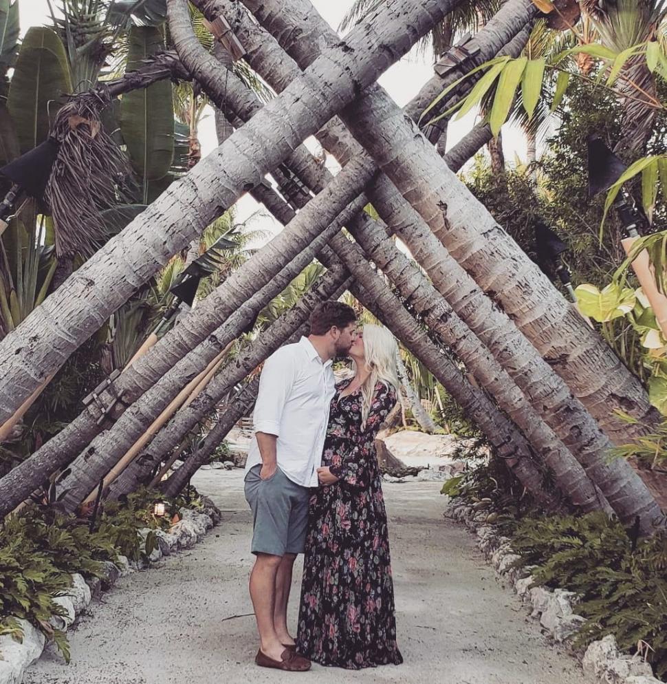 Un fost jucător de baseball a murit salvând 5 persoane de la înec în Carolina de Sud  991283