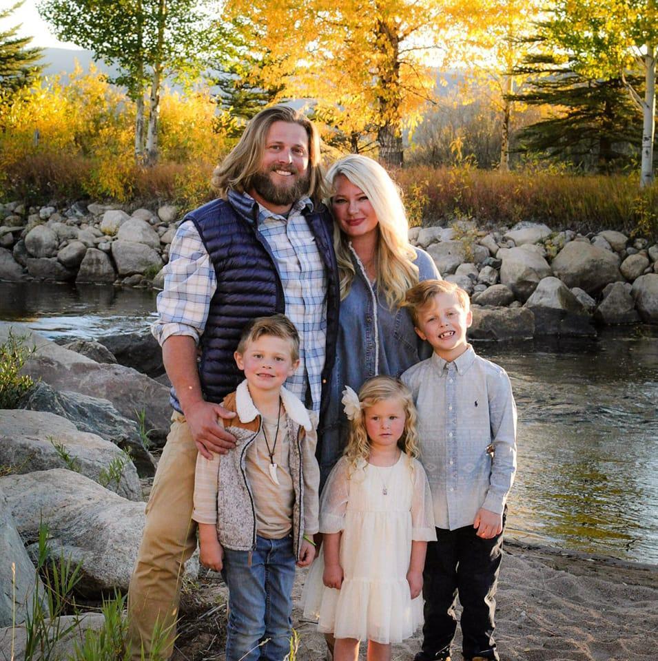 Un fost jucător de baseball a murit salvând 5 persoane de la înec în Carolina de Sud  991286