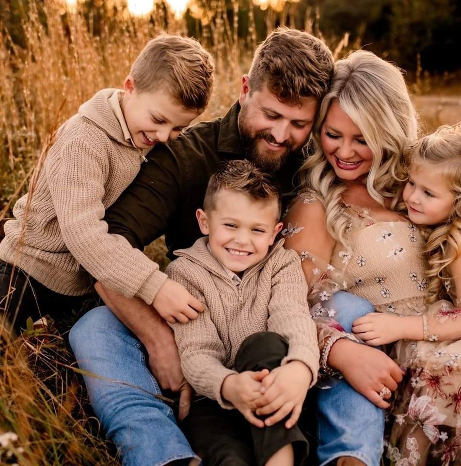 Un fost jucător de baseball a murit salvând 5 persoane de la înec în Carolina de Sud  991289