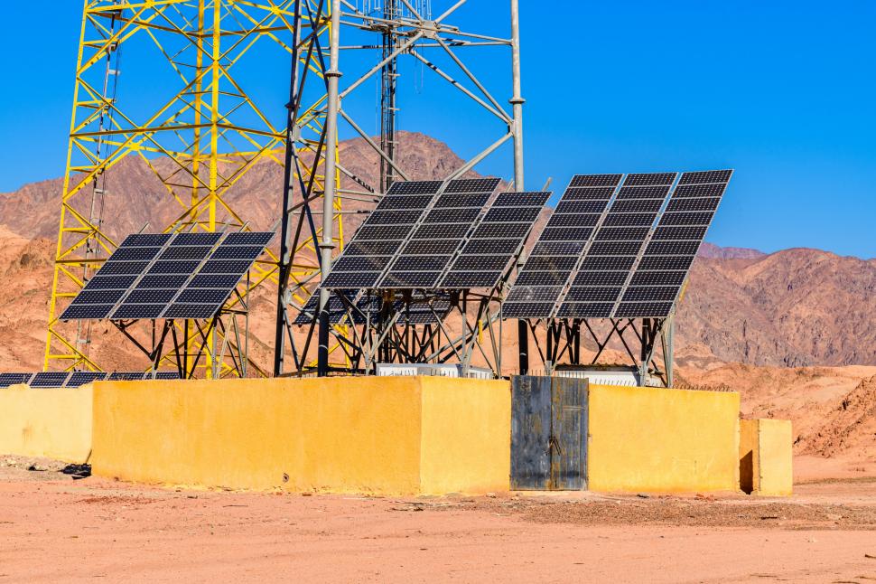 Egiptul are o „centură solară magică” și va construi acolo o centrală uriașă ca să scape de penele de curent 990518