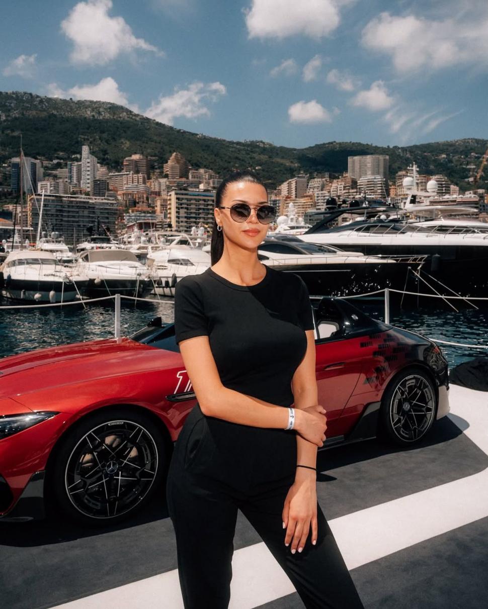 O româncă a atras toate privirile la „meciul greilor” de pe pe Wembley. Cine este Patricia Elena 991704