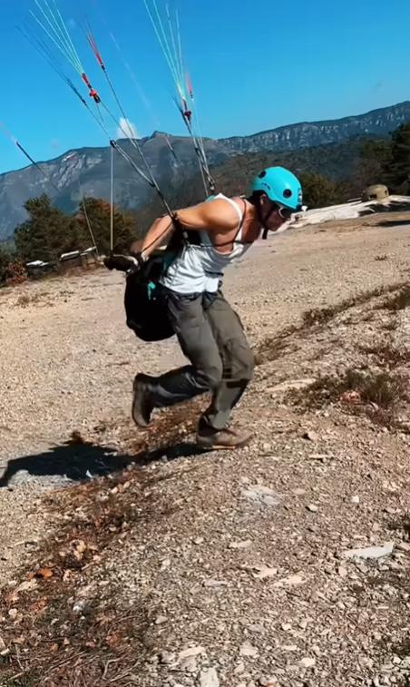 Primele rezultate ale autopsiei lui Felix Baumgartner. Sportivul avea coloana ruptă 992119