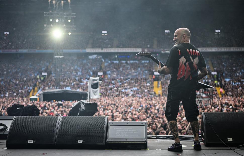 Ultimele imagini cu Ozzy Osbourne pe scenă. A susţinut un concert uriaş de adio cu doar câteva săptămâni înainte să moară 992287