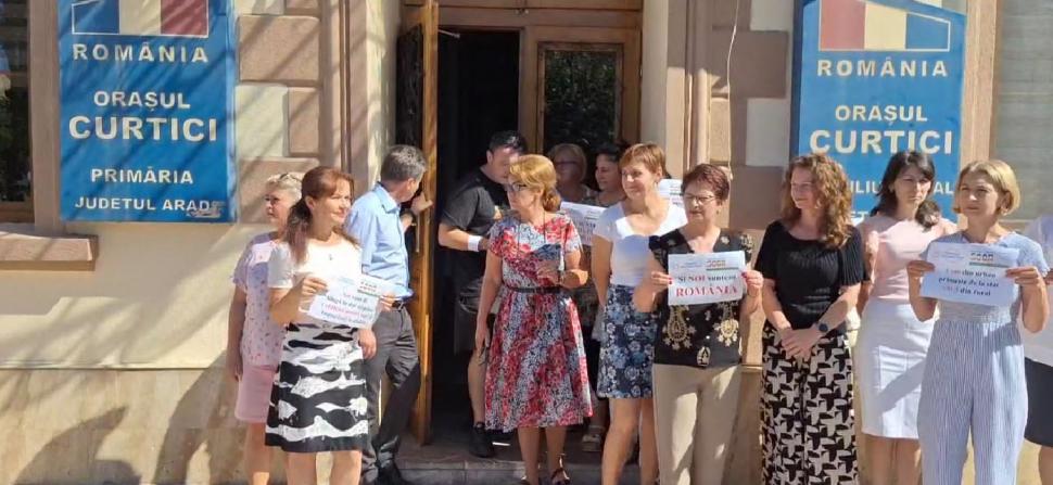 Angajaţi din peste 1.000 de primării intră în grevă pentru 2 ore. Grevă de avertisment şi la centrele de Asistenţă Socială 992413