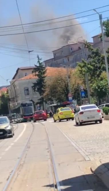 Incendiu la Maternitatea Cuza Vodă din Iași. Mamele au fost evacuate cu tot cu paturi. Bebeluși în incubatoare au fost scoși din spital 992482