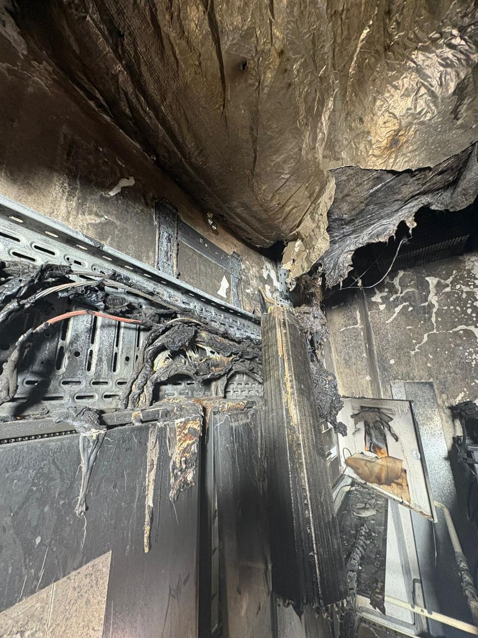 Incendiul de la Maternitatea Cuza Vodă din Iași a izbucnit în camera bateriilor: „Un efect de încălzire termică”  992635