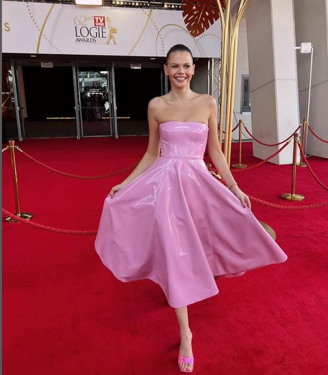 Nepoata șomeră a lui Nicole Kidman imploră pentru un loc de muncă după ce s-a mutat la Londra: „O decizie total stupidă” 992157