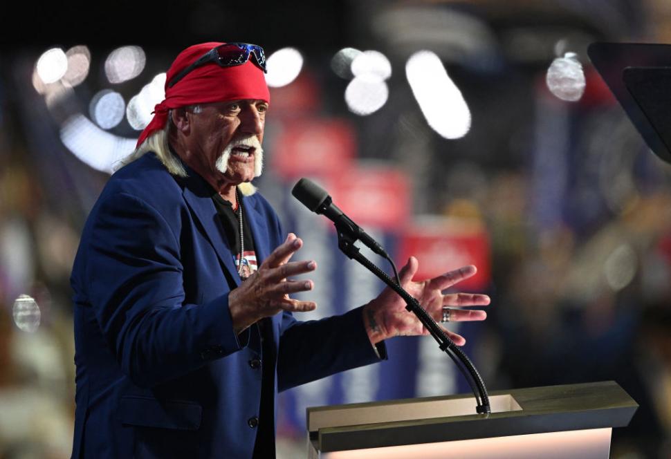 Donald Trump, mesaj emoționant după moartea lui Hulk Hogan: "Am pierdut un mare prieten astăzi" 993039