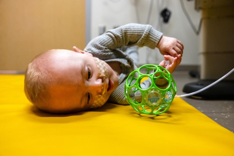 Povestea emoţionantă a celui mai prematur bebeluş din lume. S-a născut la doar 21 de săptămâni, în Iowa 992954