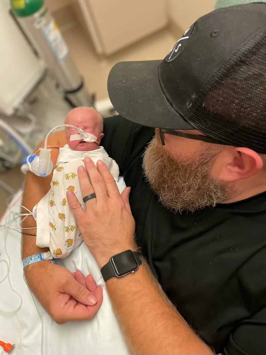 Povestea emoţionantă a celui mai prematur bebeluş din lume. S-a născut la doar 21 de săptămâni, în Iowa 992955