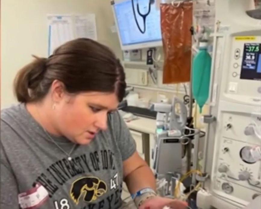 Povestea emoţionantă a celui mai prematur bebeluş din lume. S-a născut la doar 21 de săptămâni, în Iowa 992965