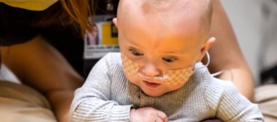 Povestea emoţionantă a celui mai prematur bebeluş din lume. S-a născut la doar 21 de săptămâni, în Iowa 992969