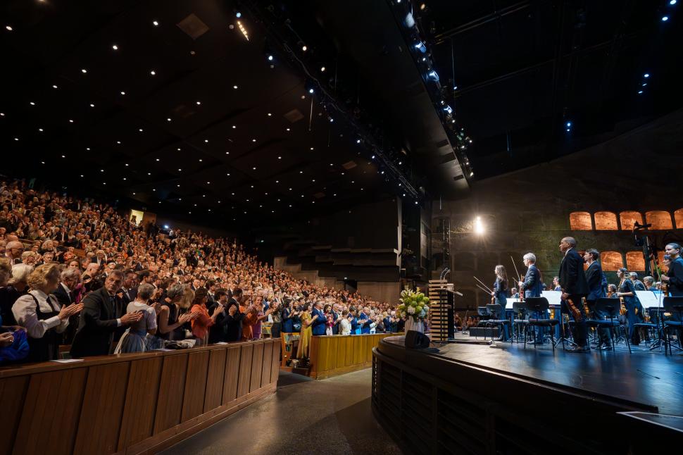 Nicușor Dan și partenera sa au participat la un spectacol de operă în ultima zi a vizitei în Austria. Imagini inedite cu șeful statului 993515