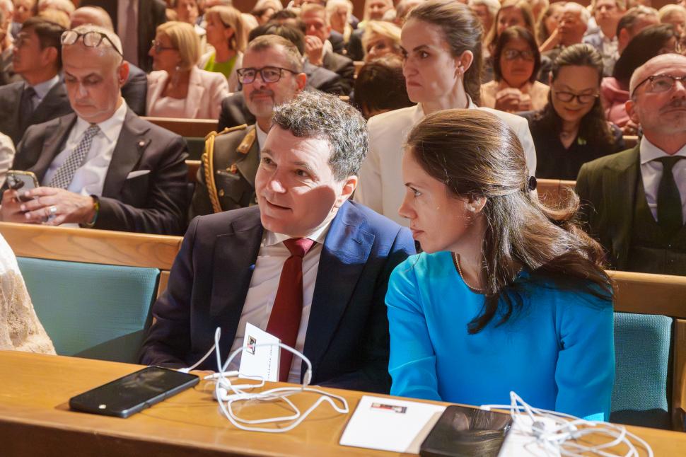 Nicușor Dan și partenera sa au participat la un spectacol de operă în ultima zi a vizitei în Austria. Imagini inedite cu șeful statului 993520