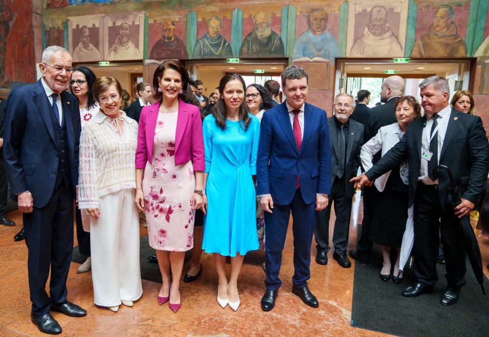 Nicușor Dan și partenera sa au participat la un spectacol de operă în ultima zi a vizitei în Austria. Imagini inedite cu șeful statului 993527