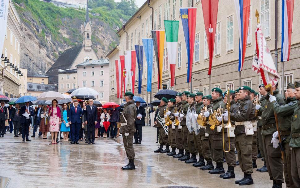 Nicușor Dan și partenera sa au participat la un spectacol de operă în ultima zi a vizitei în Austria. Imagini inedite cu șeful statului 993530