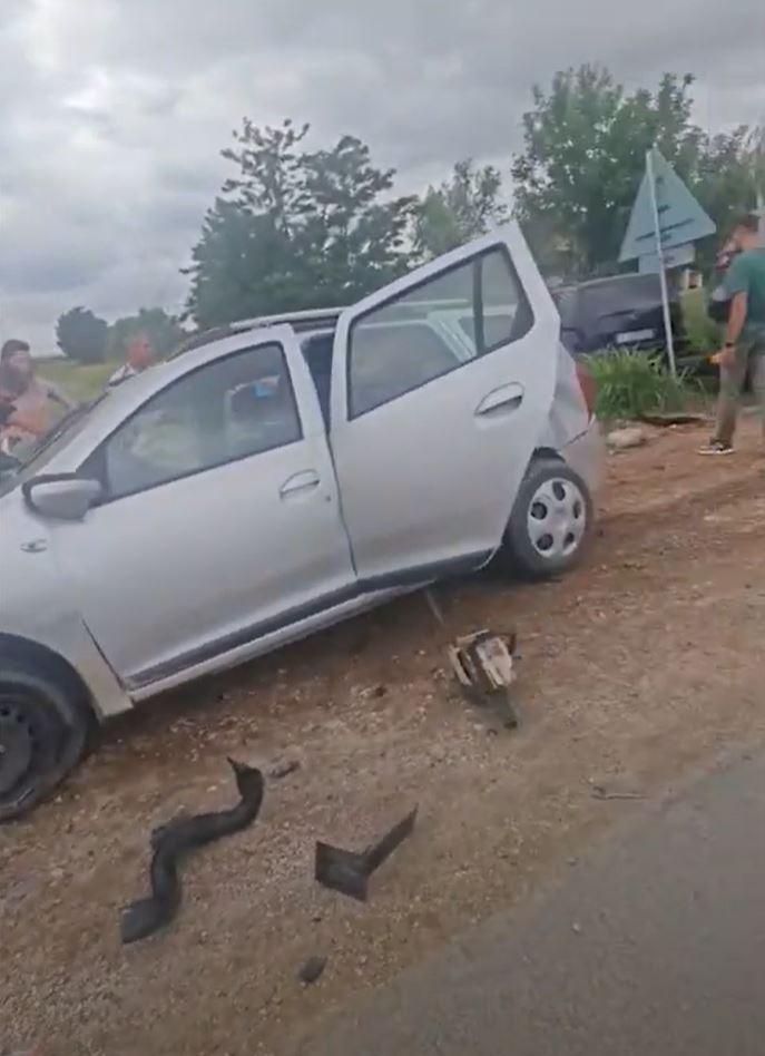 Accident grav în Timiş. O maşină de poliţie s-a răsturnat în timpul unei misiuni, după ce şoferul din faţă a frânat brusc 993949