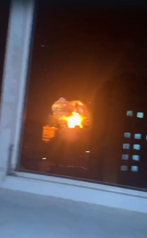 Atac cu drone și rachete rusești asupra Kievului: 6 morți, inclusiv un copil, 52 de răniți şi mai multe persoane prinse sub dărâmături 994768