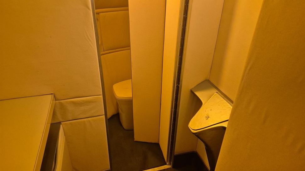 Primul avion de pasageri din lume a fost o capcană mortală luxoasă. Imagini inedite dintr-un DH106 994699