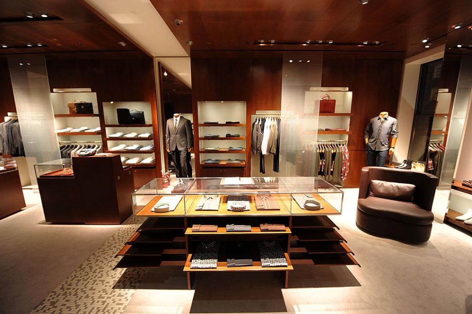 Un moștenitor al familiei Hermès și-a pierdut acțiunile în valoare de 14 miliarde de euro, spune directorul general al companiei de lux 994842