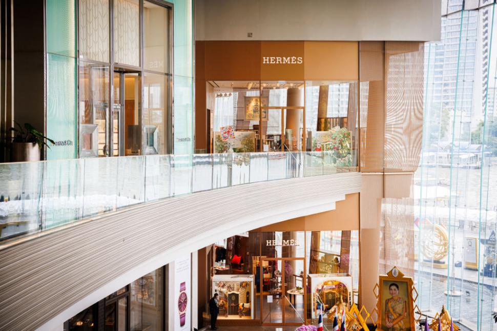 Un moștenitor al familiei Hermès și-a pierdut acțiunile în valoare de 14 miliarde de euro, spune directorul general al companiei de lux 994846