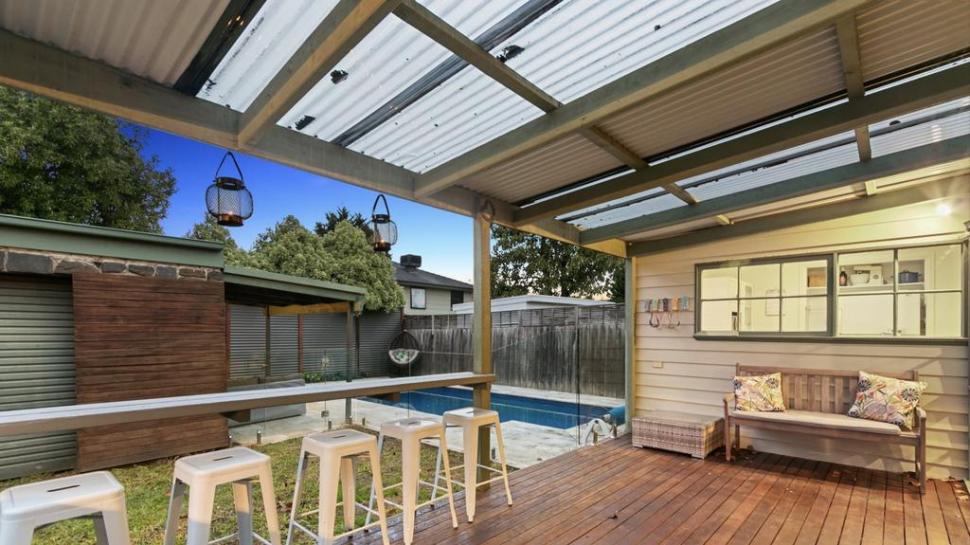 Ce a făcut ca această căsuță să devină irezistibilă pentru un tânăr cuplu care a cumpărat-o cu aproape 1,5 milioane de dolari 995400