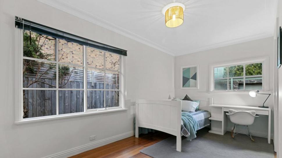 Ce a făcut ca această căsuță să devină irezistibilă pentru un tânăr cuplu care a cumpărat-o cu aproape 1,5 milioane de dolari 995405