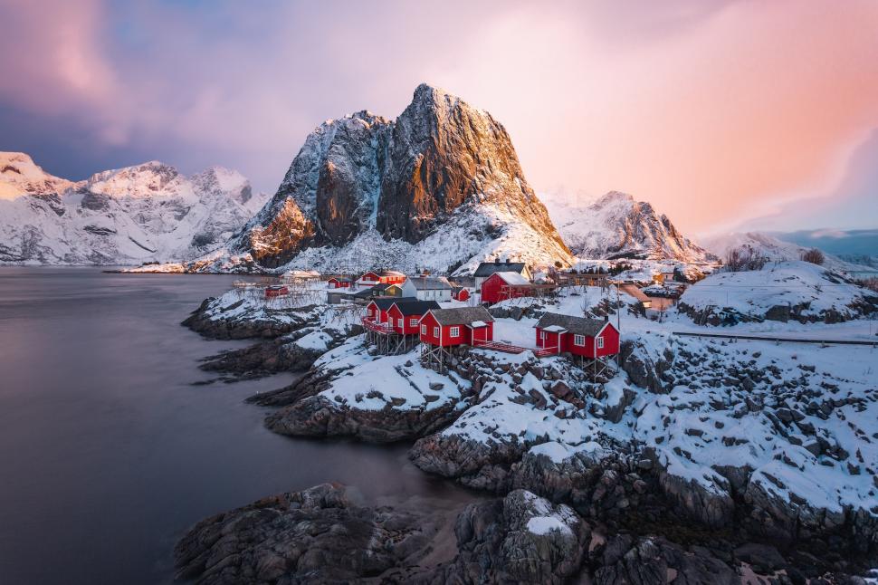 Soarele de la miezul nopții în Europa. Țări din care poți admira “midnight sun”  993928