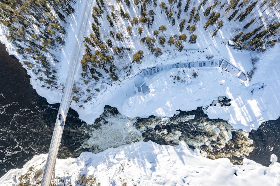 Soarele de la miezul nopții în Europa. Țări din care poți admira “midnight sun”  993940