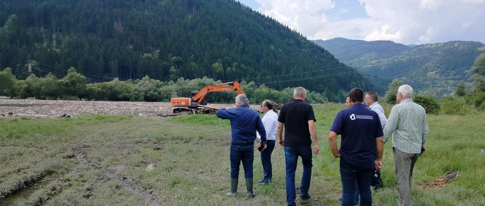 CJSU Neamţ a declarat stare de alertă în comuna Borca din cauza deşeurilor aduse de viituri 996003