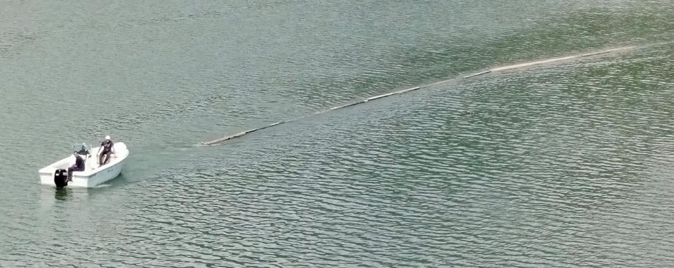 CJSU Neamţ a declarat stare de alertă în comuna Borca din cauza deşeurilor aduse de viituri 996007