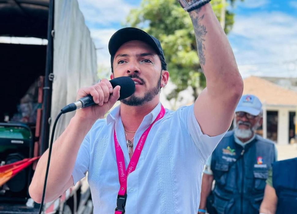 Un fost actor de filme porno, activist LGBT, a fost numit ministru al Egalității în Columbia 995915