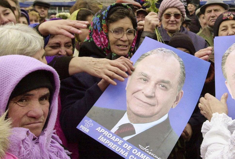 Imagini antologice cu Ion Iliescu. Cele mai spectaculoase fotografii, intrate în istorie 996267