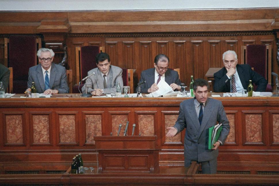 Imagini antologice cu Ion Iliescu. Cele mai spectaculoase fotografii, intrate în istorie 996282