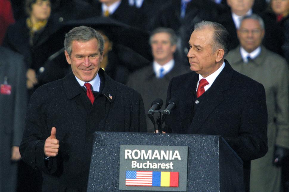 Imagini antologice cu Ion Iliescu. Cele mai spectaculoase fotografii, intrate în istorie 996302