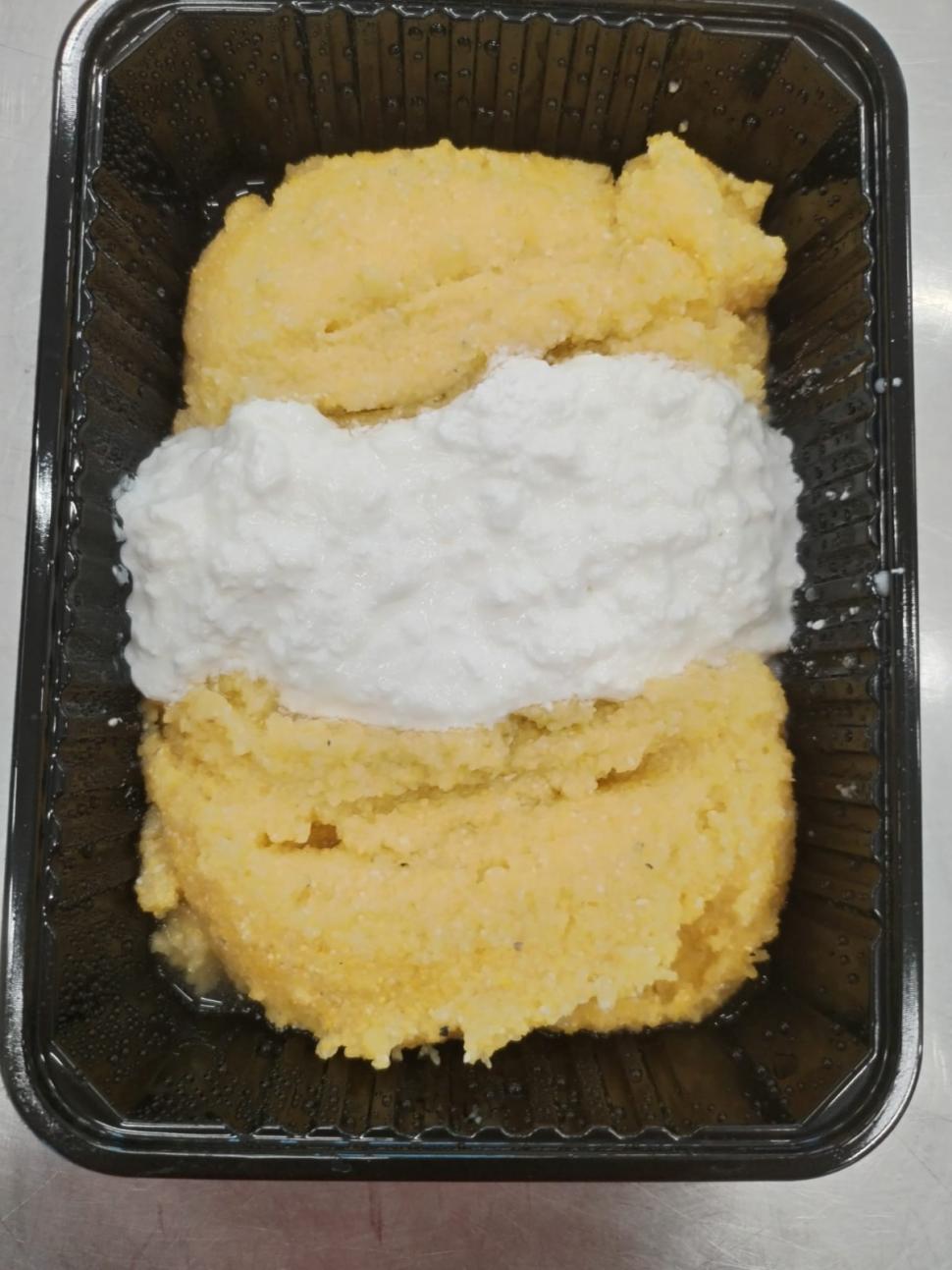 Spitalul din Satu Mare susține că pozele cu mâncarea stricată, publicate de Rogobete, nu sunt făcute acolo: „Creează panică” 996169