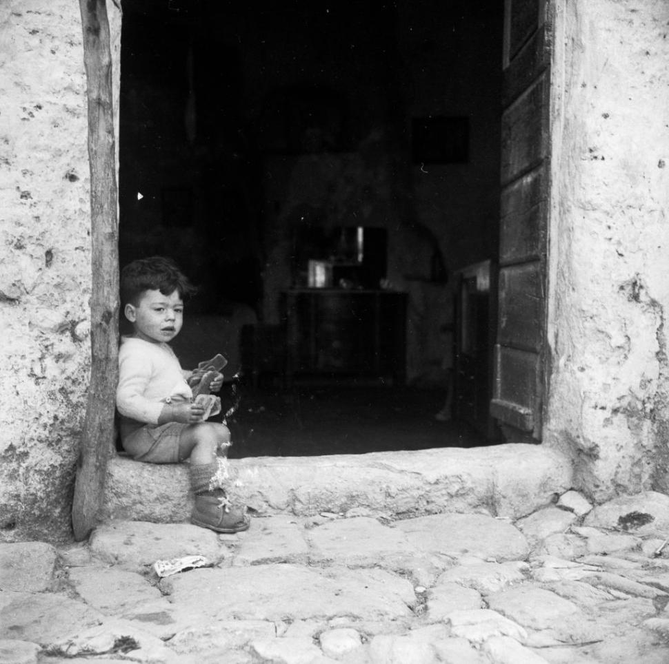 Singurul oraș din lume unde oamenii trăiesc în peșteri de 9.000 de ani este în Europa: Frumos ca Roma și Florența, dar fără aglomerație 996515