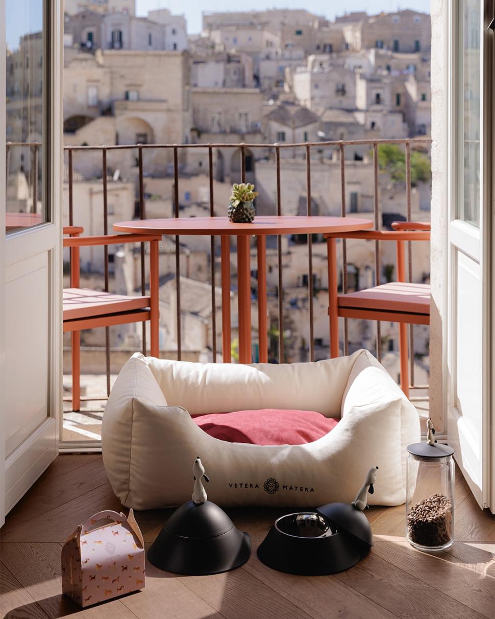 Singurul oraș din lume unde oamenii trăiesc în peșteri de 9.000 de ani este în Europa: Frumos ca Roma și Florența, dar fără aglomerație 996548