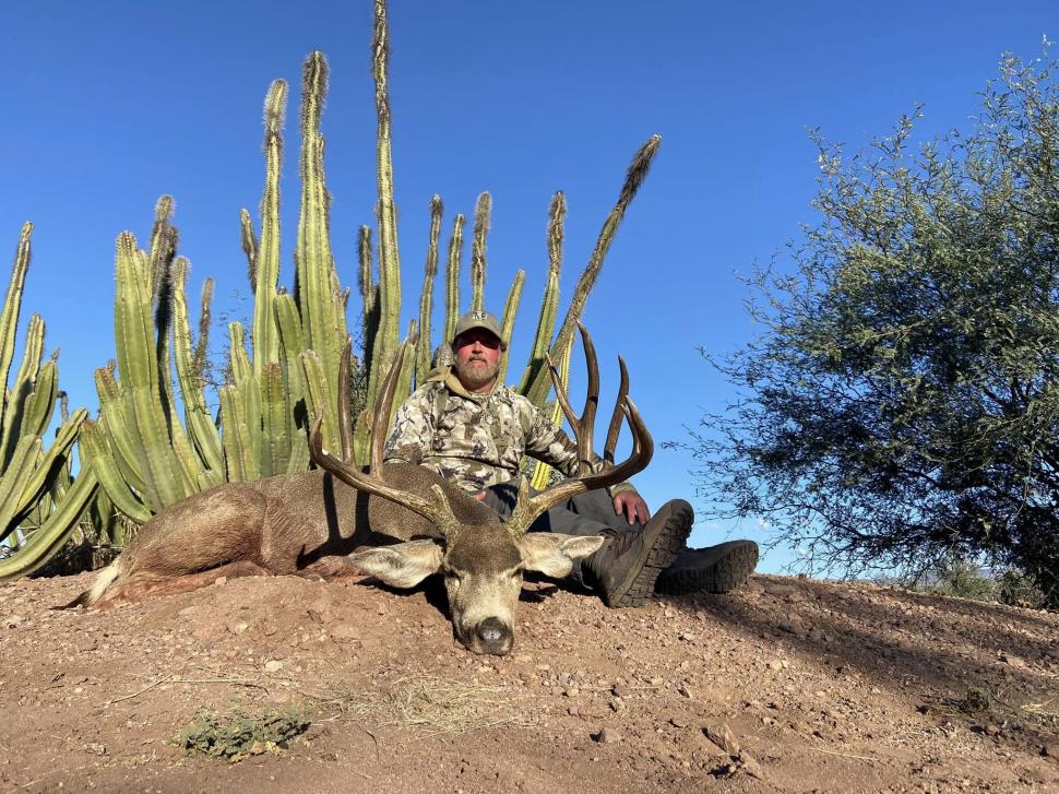 Un milionar american care s-a dus în Africa să vâneze animale exotice a fost lovit cu cornul de un bivol și a murit 996992