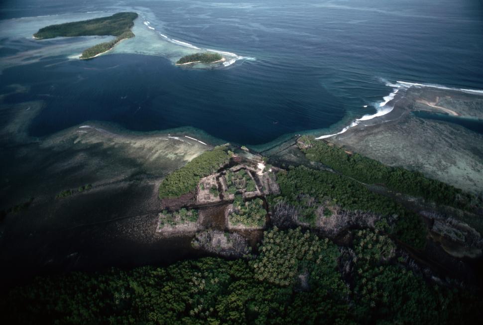 „Veneția bântuită” din Pacific: Cum arată Nan Madol, singurul oraș antic construit pe un recif. Mulți îl consideră o minune a lumii 996972